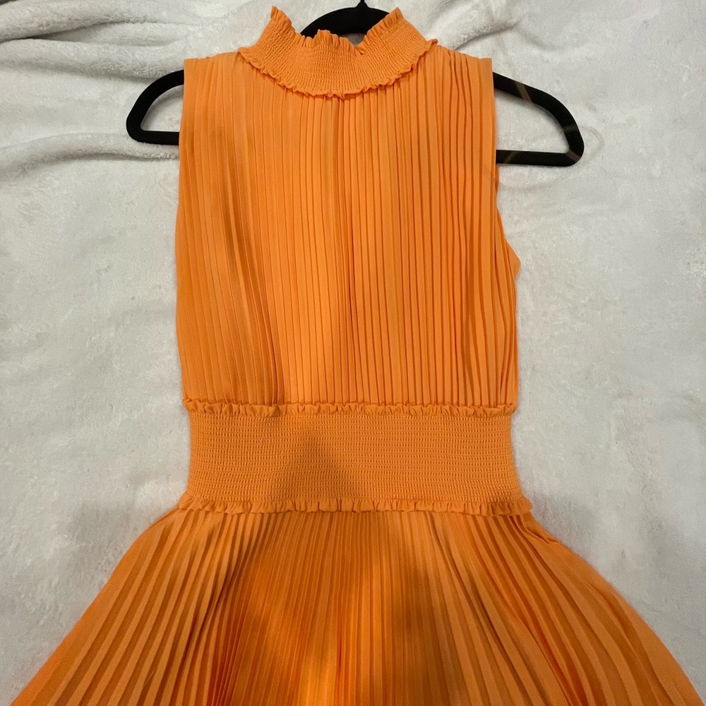 Nanette knee length dress. Size XS